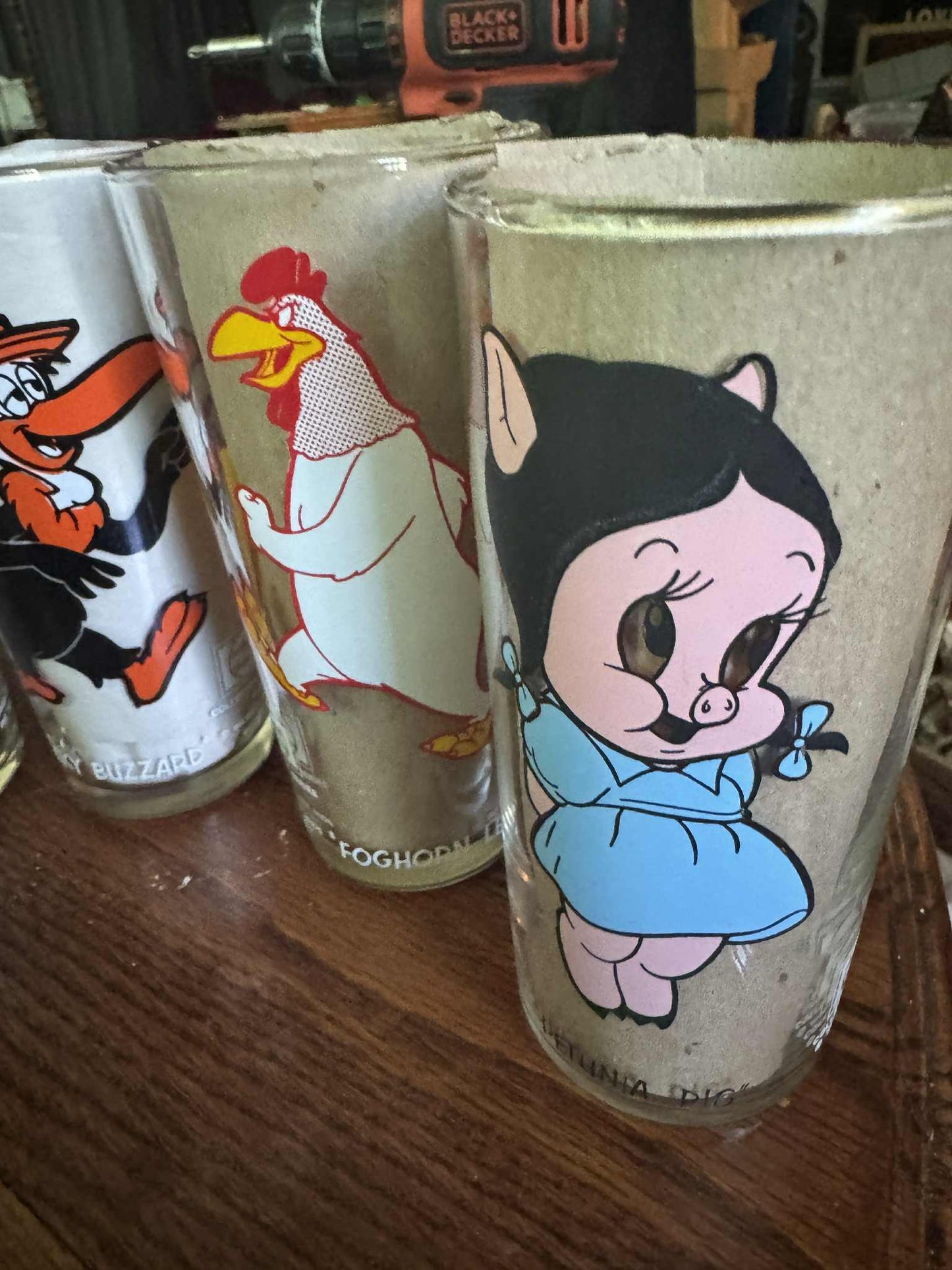 Vintage 1973 Pepsi Looney Tunes Glass Set 18 - FULL SET