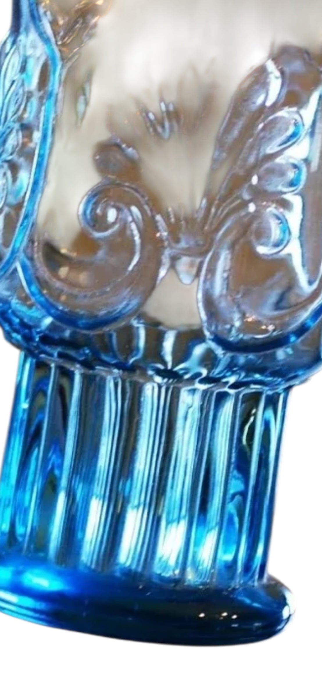 Pilgrim Glass Adams Set of 4 Footed Tumblers 4.75" Shell Tumblers in Blue
