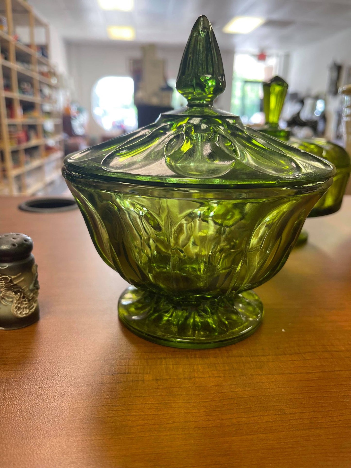 Vintage Anchor Hocking Glass Footed Covered Dish w/ Lid