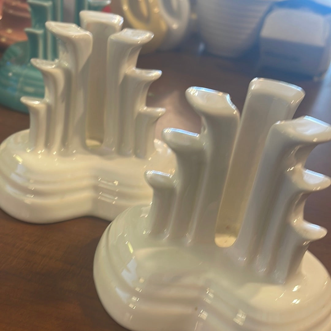 Fiesta Pyramid Candle Holder set in White