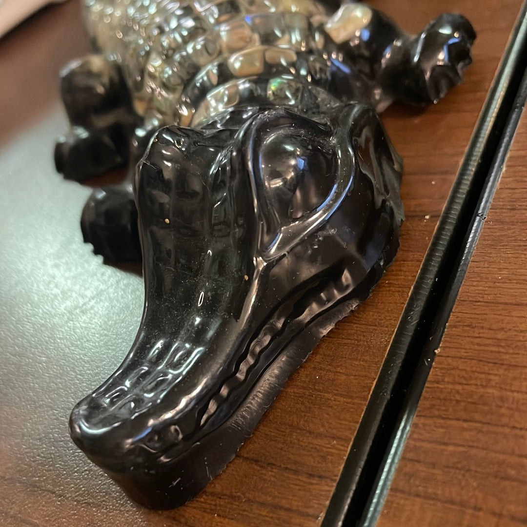 Vintage 9' Lucite Abalone Alligator Ashtray Mid Century Modern