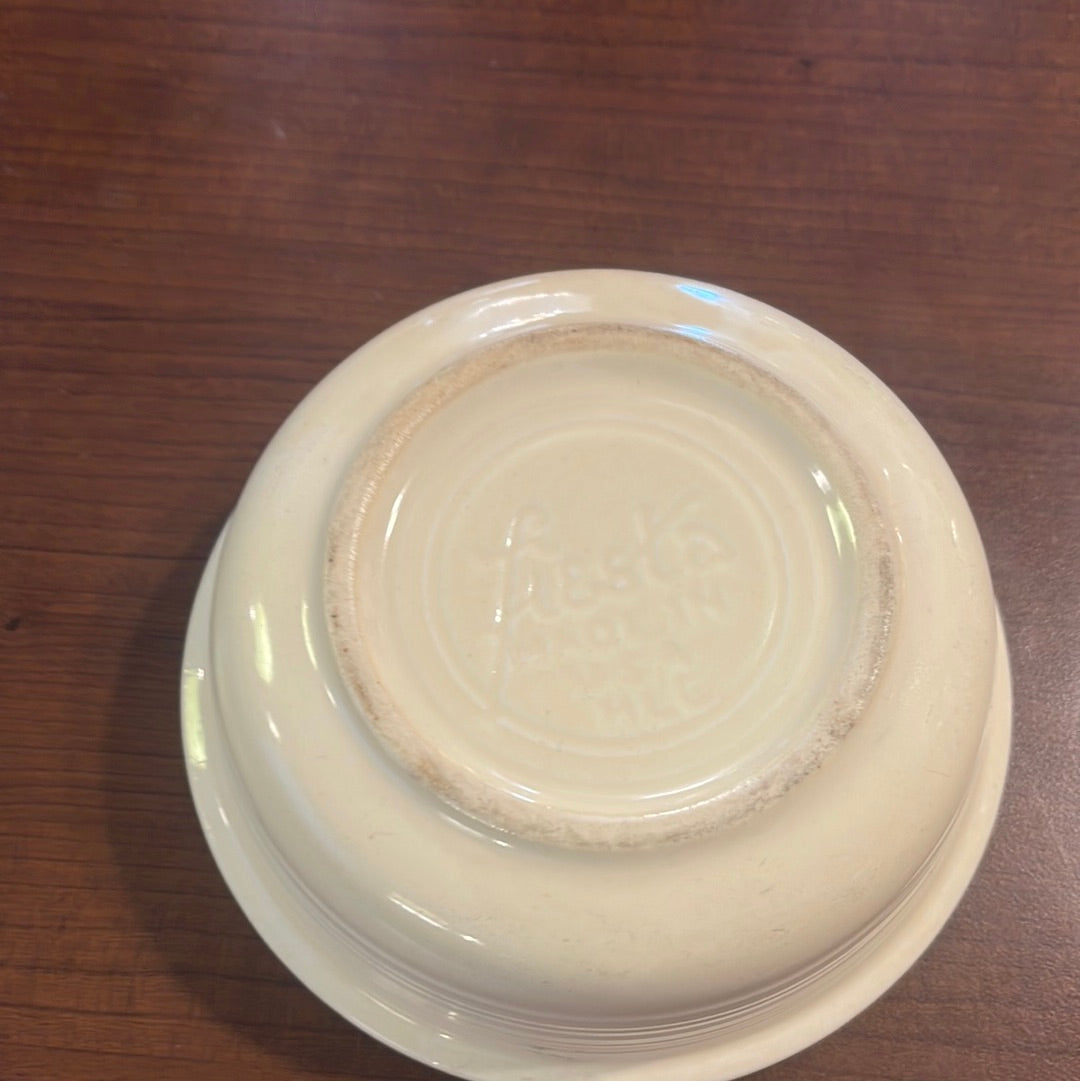 Vintage Fiesta Ivory 4 1/4” Fruit Bowl / Nappy