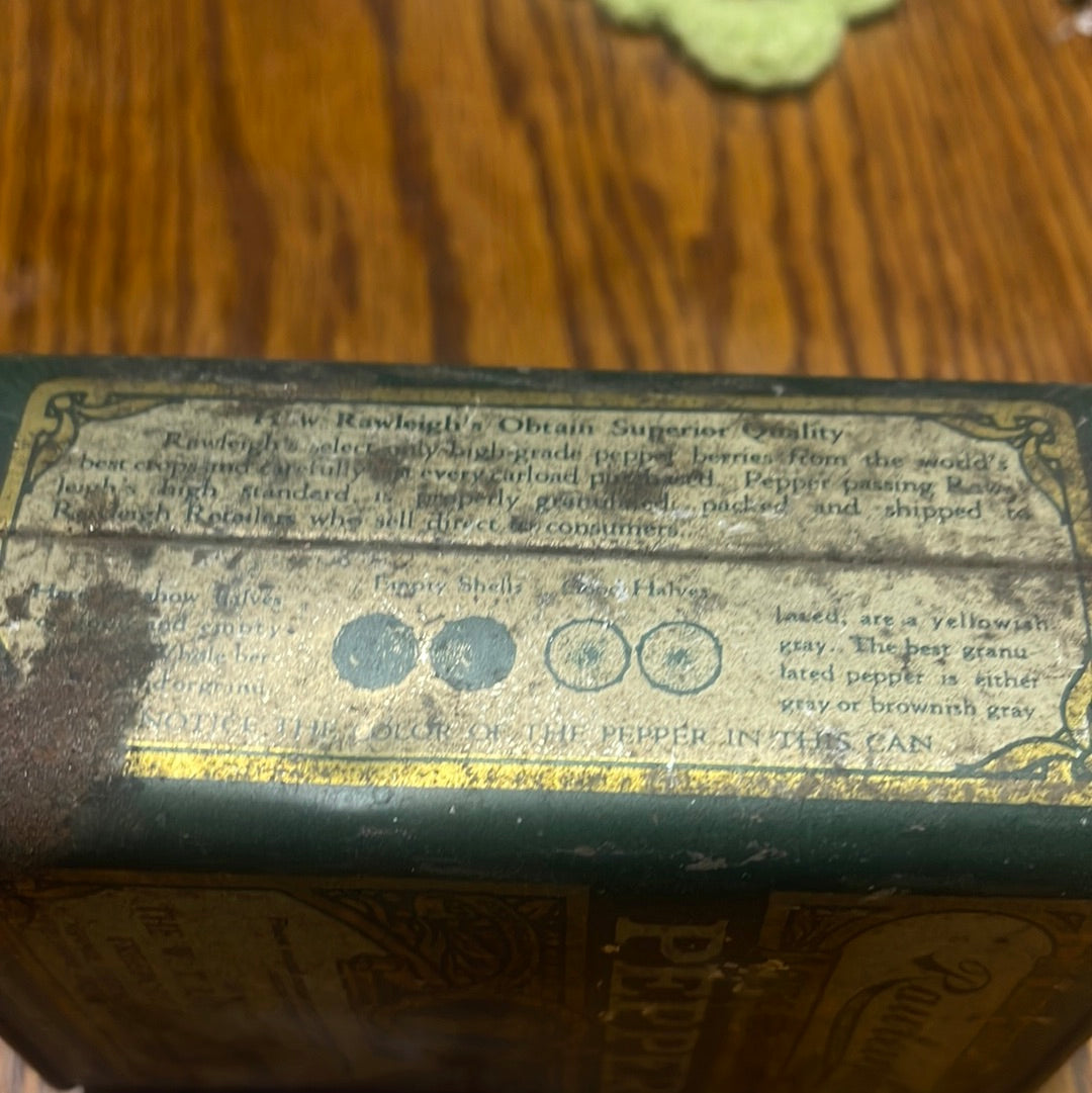 Vintage Rawleighs Spice Tin Pepper 8oz LARGE FREEPORT IL Co.