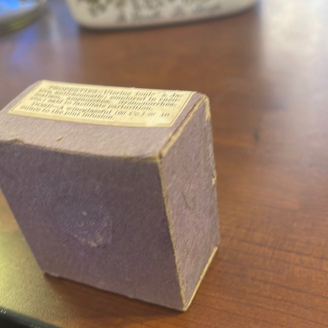 Vintage Parke, Davis & co, BLUE COHOSH, 1900s Pharmacy New unopened box