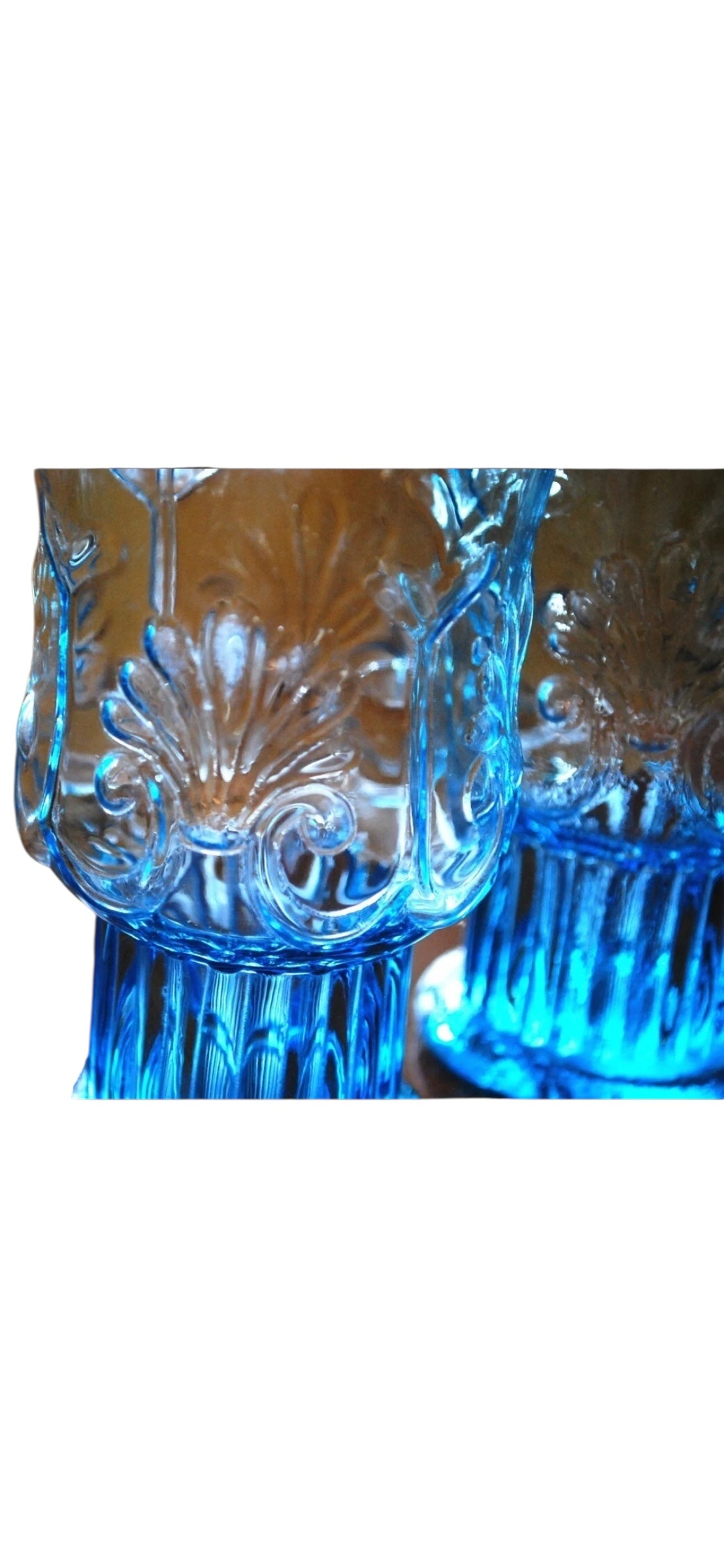 Pilgrim Glass Adams Set of 4 Footed Tumblers 4.75" Shell Tumblers in Blue