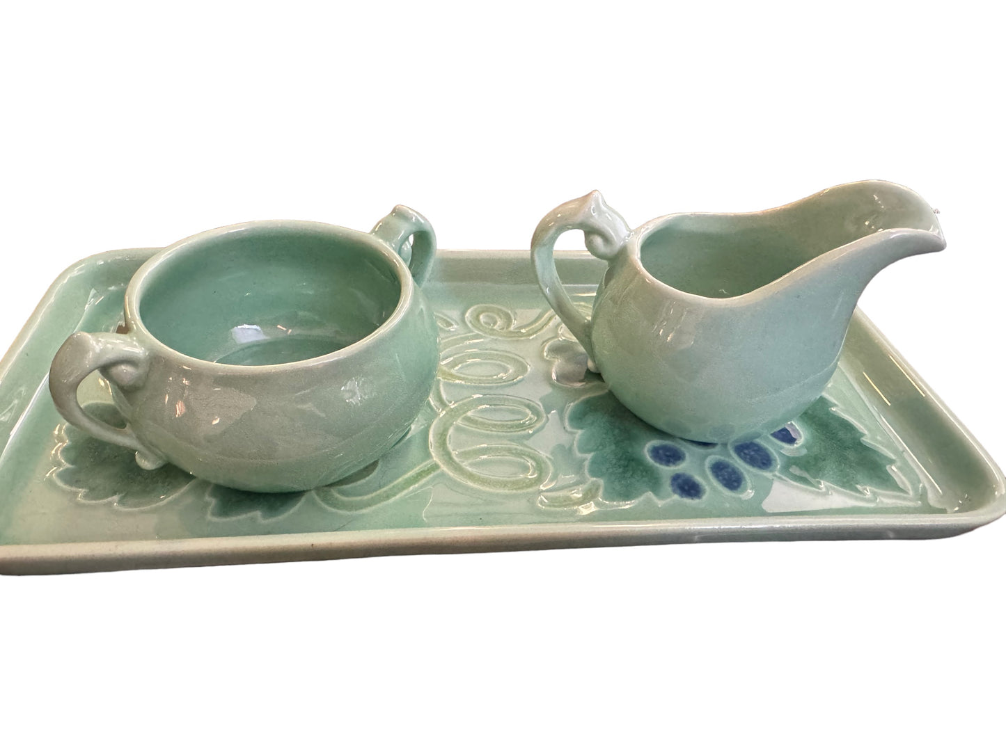 Royal Haeger R592 12 Piece Set Grape Leaf Set 4 Trays W Cups, Cream Sugar, Pitcher, Platter