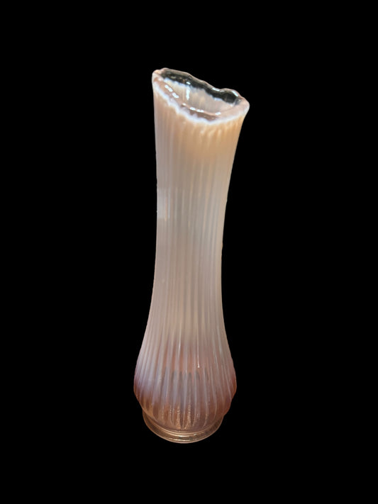 Vintage L.E. Smith RARE Pink Opalescent 12” Ribbed Swung Vase