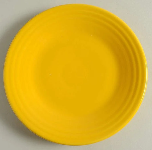 Fiesta 9” Luncheon Plate in Daffodil
