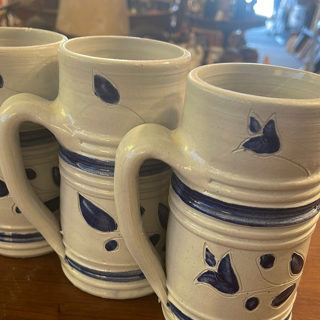 Williamsburg Pottery Set of 4 Tall 6 1/2' Mugs from Virginia