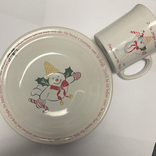 Fiesta 9" Luncheon Mr. Bingle decal 2 piece set (Dillards Exclusive)