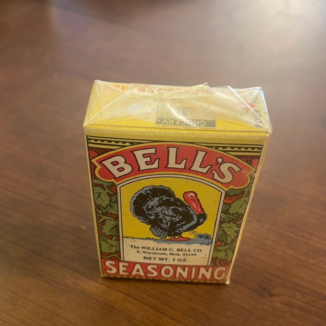 Vintage Bell's Seasoning Spice Box Weymouth Mass STILL WRAPPED