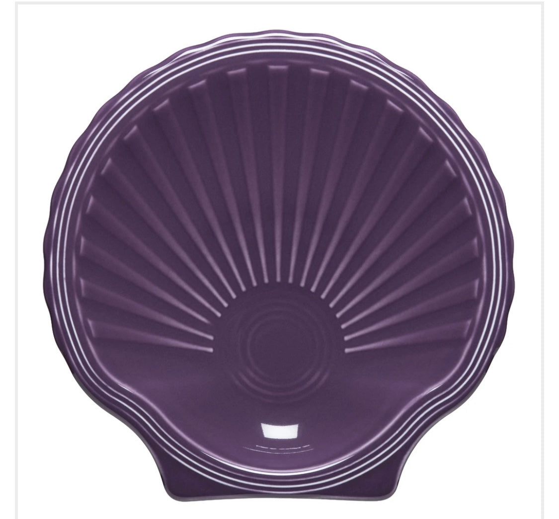 Fiesta Shell Plate in Mulberry - Coastal Collection