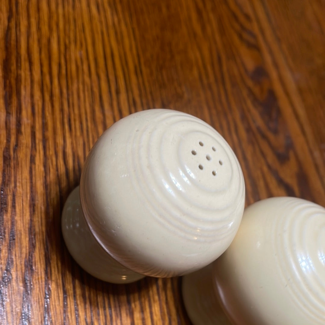 Fiesta Vintage Salt and Pepper set in Ivory